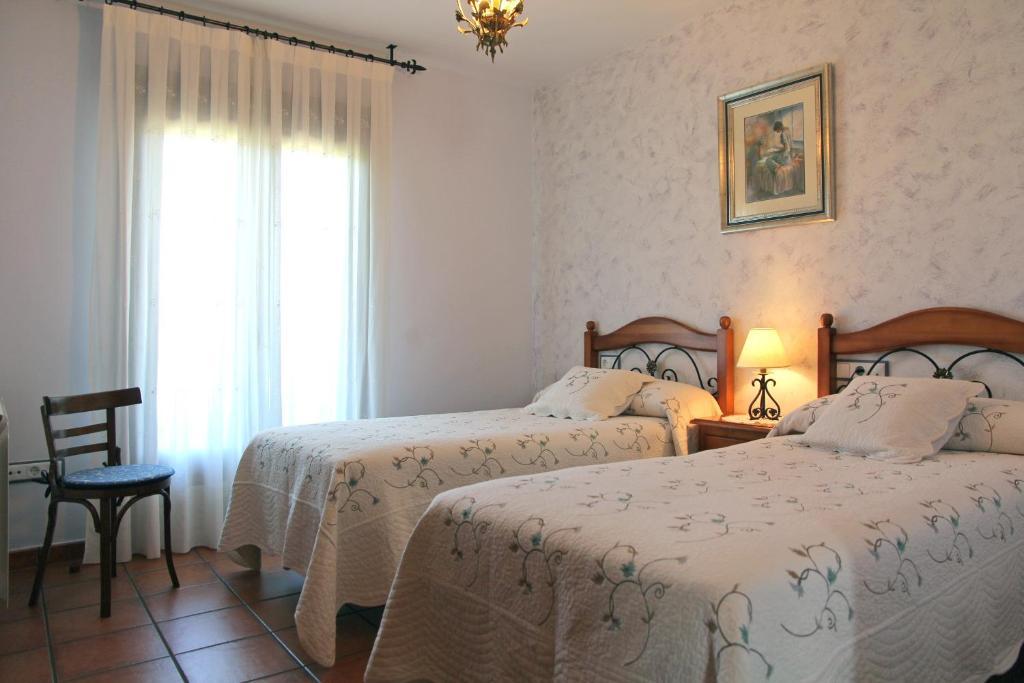 Hotel Los Arrenes De Tarancueña Rum bild
